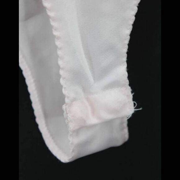 Vintage Amaretta Lingerie Teddy Romper Pink Small USA.


Sku RR19 - Picture 8 of 10